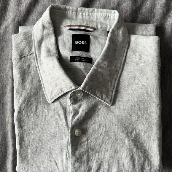 Hugo Boss Linen Button Down Shortsleeved Shirt - Green Palm Tree Print - Picture 1 of 3